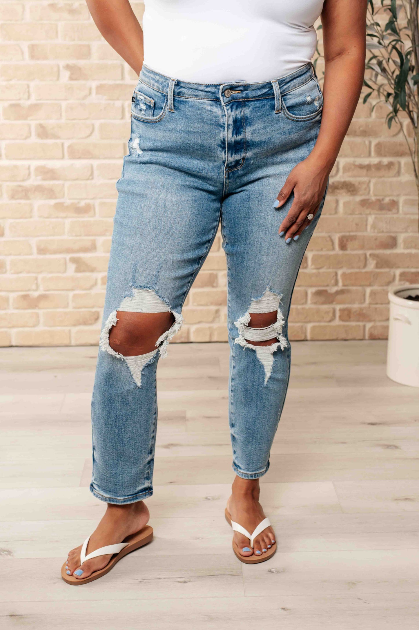 Frankie High Waist Distressed Boyfriend Jeans